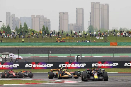  Forma-1: Verstappen rajt-cél győzelemmel uralta a Kínai Nagydíjat