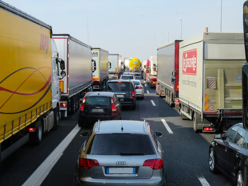 Útzár az M5-ösön! Leterelik a forgalmat az autópályáról