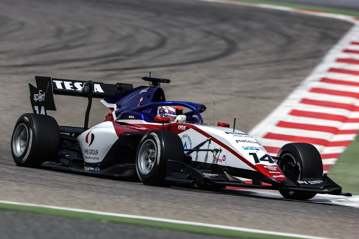 Bahreinben rajtol az F1 a mai szabadedzésekkel, de a magyarok figyelme a Formula-3 felé fordul