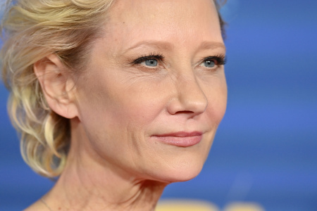  Meghalt Anne Heche