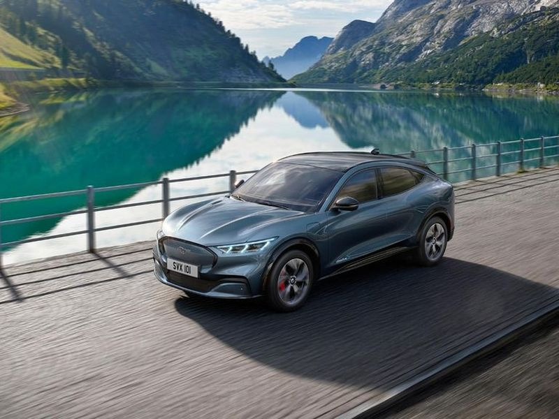 Európába jön a 465 lóerős Ford Mustang Mach-E GT