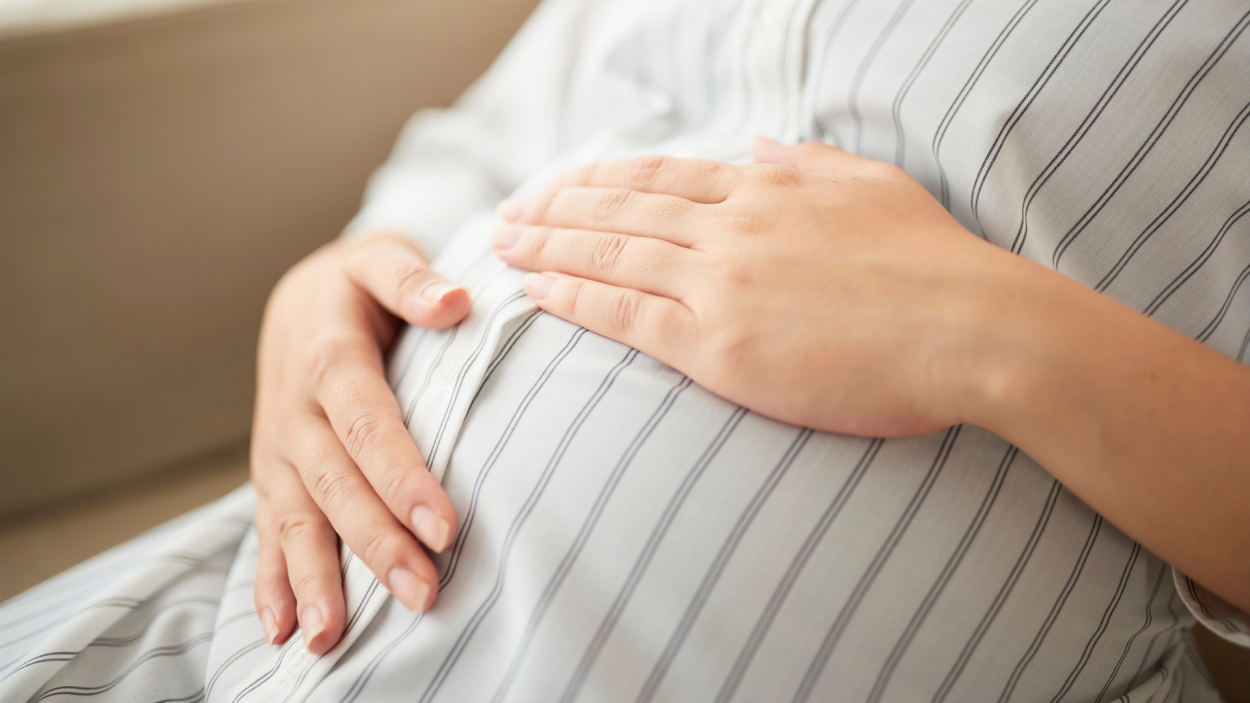 Miért szorong ma ennyire sok kismama? – Amikor a Dr. Google nem a barátod