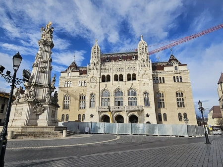  Milliárdos korrupciós botrány a Pénzügyminisztériumban: két osztályvezető vallott