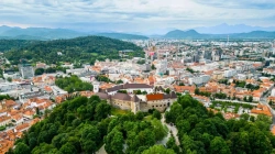 Szlovéniában ismét emelkedik a bruttó minimálbér