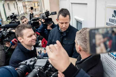  Török Gábor: „Politikatörténeti pillanat” a pécsi botrány – Öngól vagy taktika?