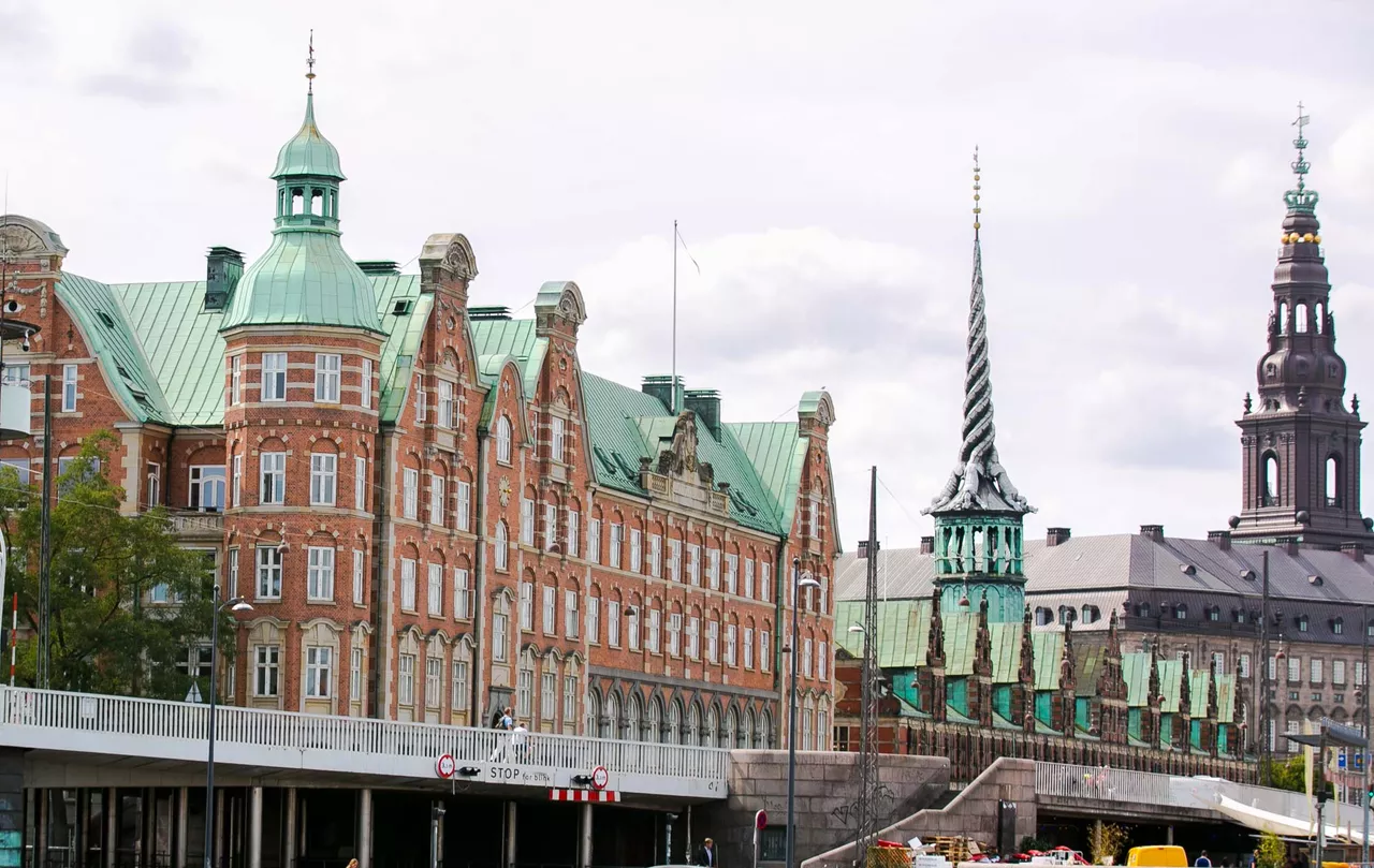Kigyulladt a Börsen, Koppenhága egyik legismertebb épülete