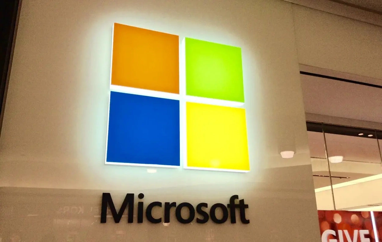 Az amerikai kormány szerint Microsoft biztonsági hibái miatt fértek hozzá a vezetők email fiókjaihoz