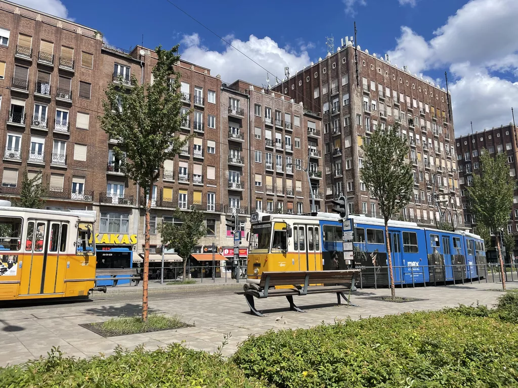 Mostantól nem kell kódot beolvasni a bérleteseknek a BKK járatain