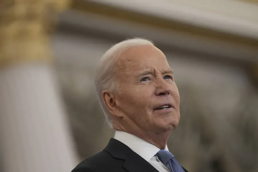 Joe Biden kormánya szigorú szabályokat vezet be a kínai járművekkel szemben