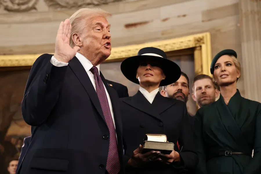 Donald Trump első rendeletei: klímaegyezmény, WHO, határvédelem