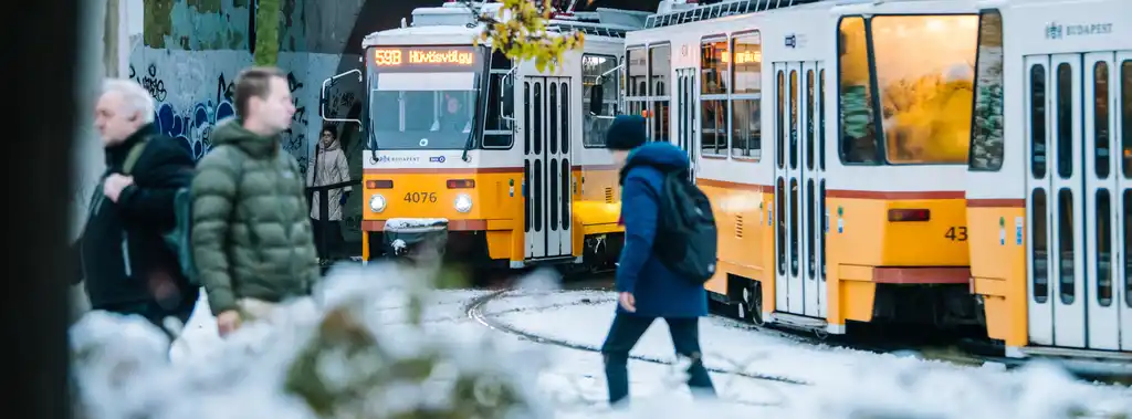 Pótlóbusz jár több villamos helyett Újbudán