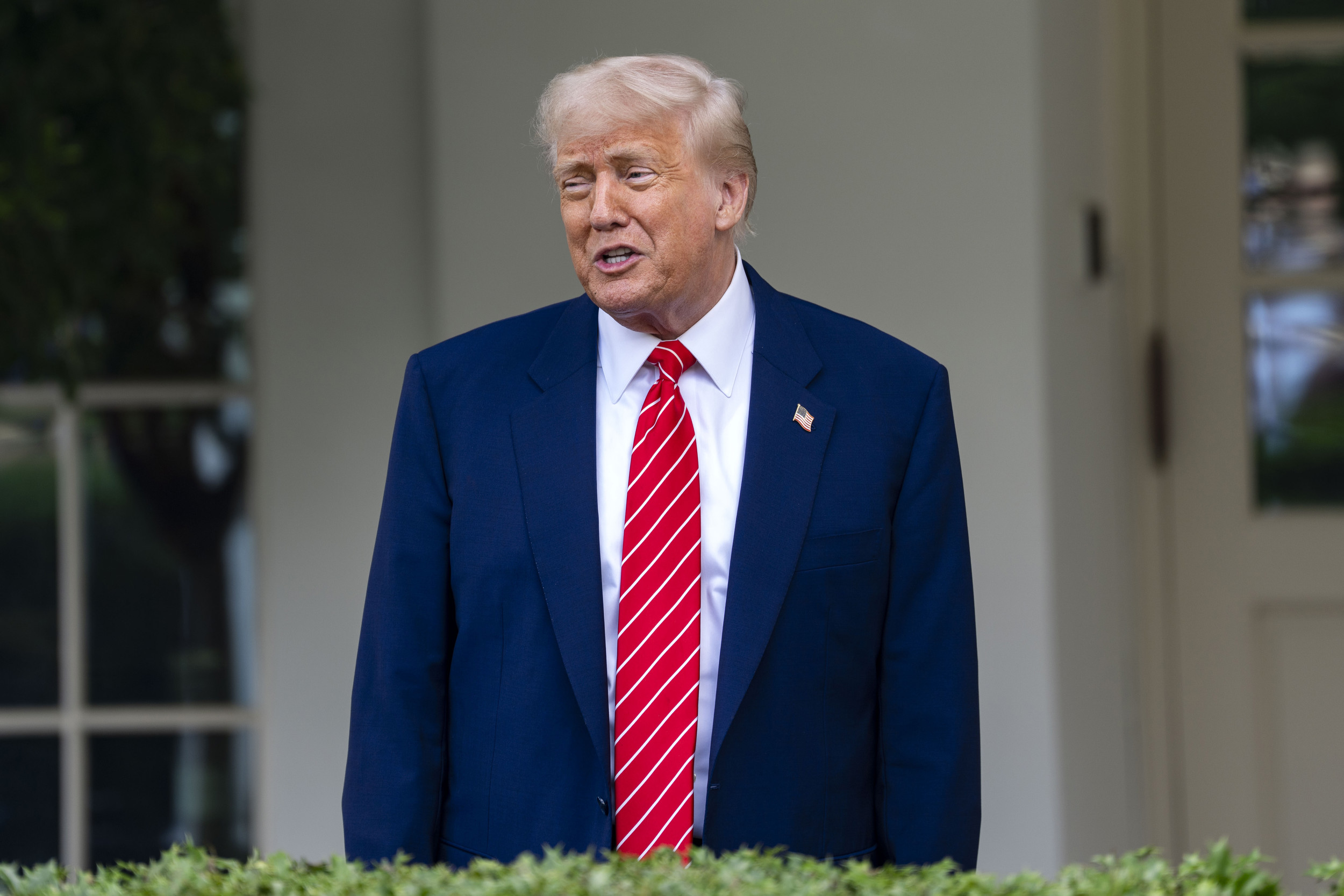 Trump új építészcéget választott a Fehér Ház gigantikus bálterméhez – tovább nő a projekt mérete