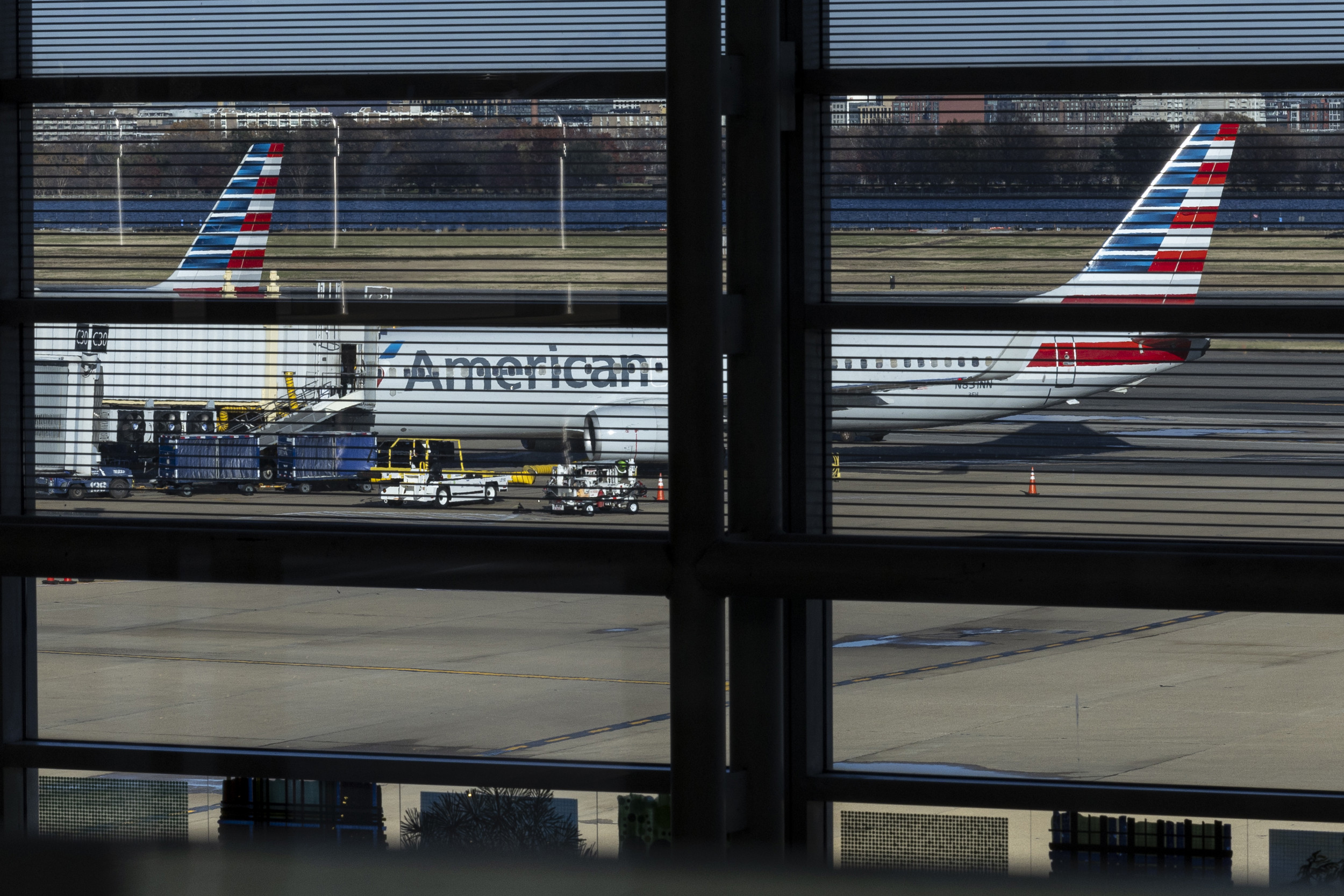 Ötévnyi közösségimédia-adatot is bekérne az USA a vízummentes utazóktól