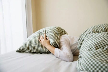  Alvás és ébrenlét közti zavarok: másként viselkednek a nők és a férfiak