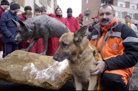  Meghalt Lehoczki László, Mancs legendás gazdája