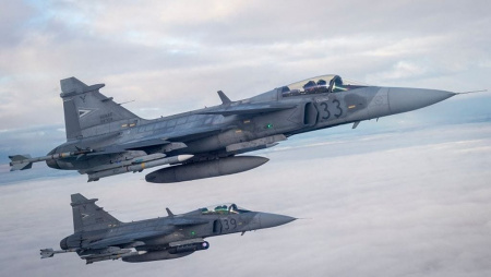  Komoly fordulat jöhet a háborúban? Ukrajnába mennek a Gripenek