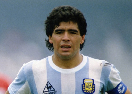  Eltemették Diego Maradonát