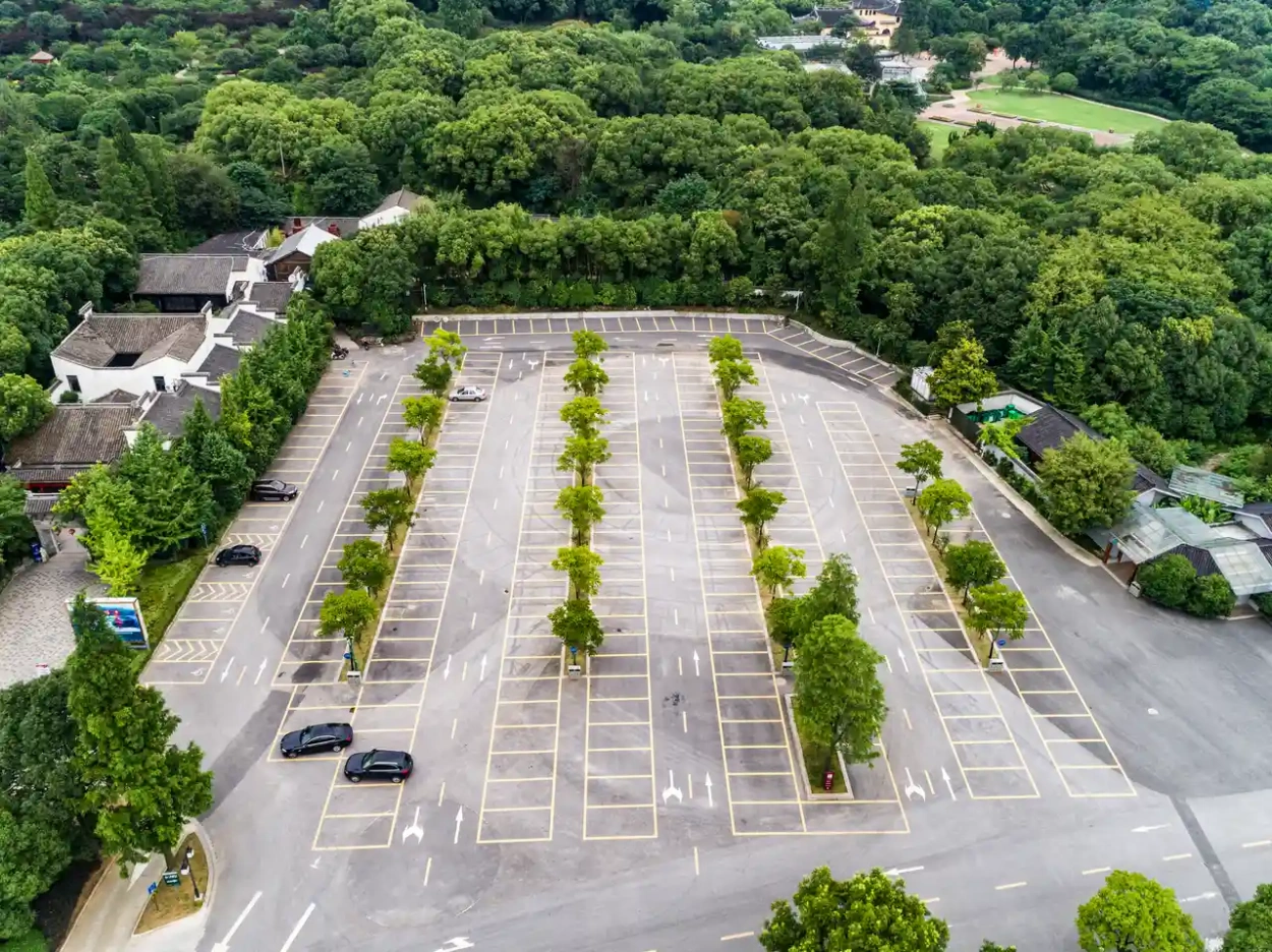 Kaposváron ezer új parkolóhelyet építenek ki