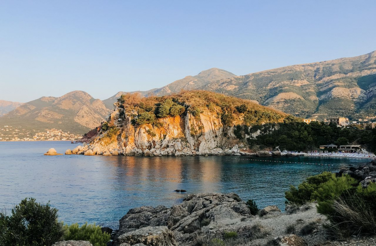 Módosulnak a beutazási szabályok Montenegróba