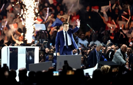  Zavargások törtek ki Párizsban, miután kiderült, Emmanuel Macron nyerte az elnökválasztást