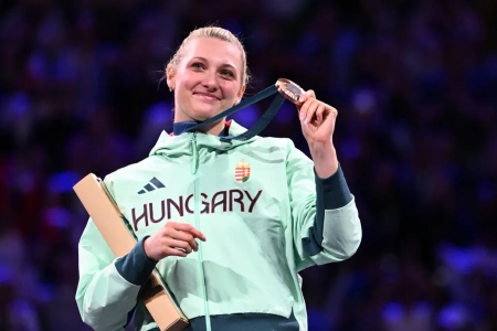  Egy váratlan vereség és egy magyar érem az olimpia első versenynapján