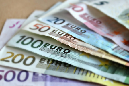  Sosem lesz már magyar euró?