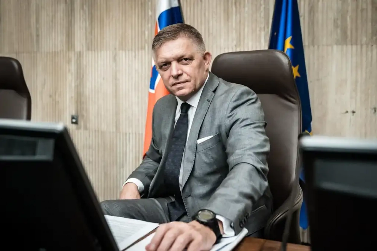 Robert Fico első alkalommal vett részt kormányülésen a merénylet óta