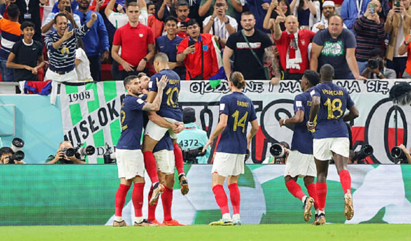 Foci-vb: Mbappé jutalomjátéka, Giroud gólrekordja – negyeddöntősök a franciák