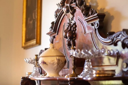  Honnan ismered meg az eredeti magyar porcelán régiségeket?