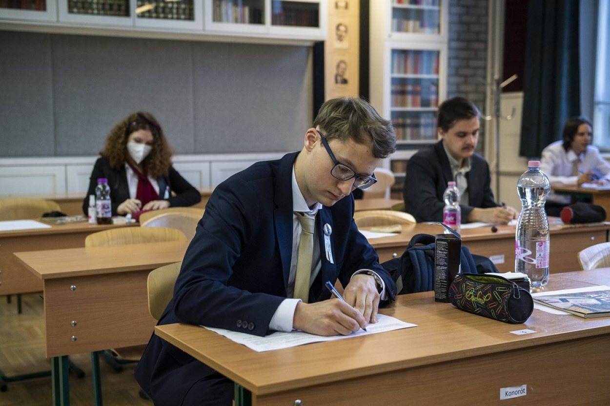 Érettségi: jöhet a szóbeli annak, aki nem tudott írásbelizni