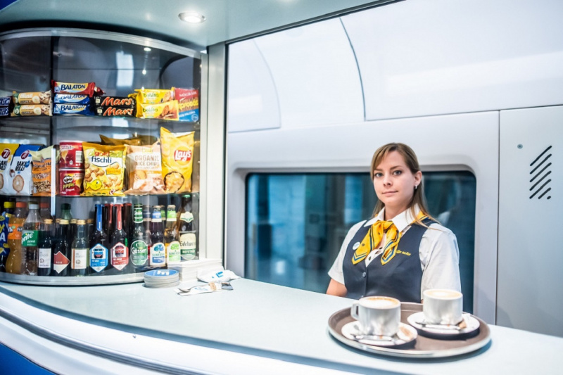 Akarsz 380-ért enni egy sonkás-sajtos croissant-t és ugyanennyiért leöblíteni azt egy Pilsner Urquell-lel? Mutatjuk, mit kell érte tenned