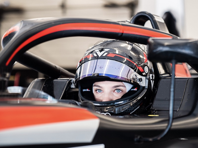 Verstappen egykori csapatával tesztel Keszthelyi Vivien
