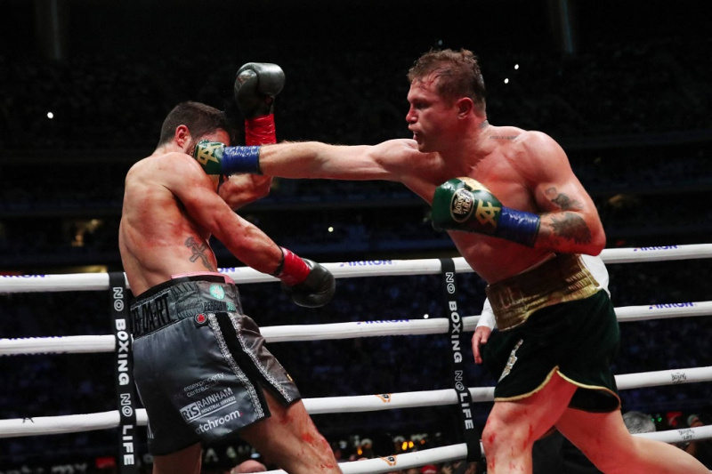 A Király visszatért! Canelo sima győzelemmel maradt a nagyközépsúly korlátlan ura