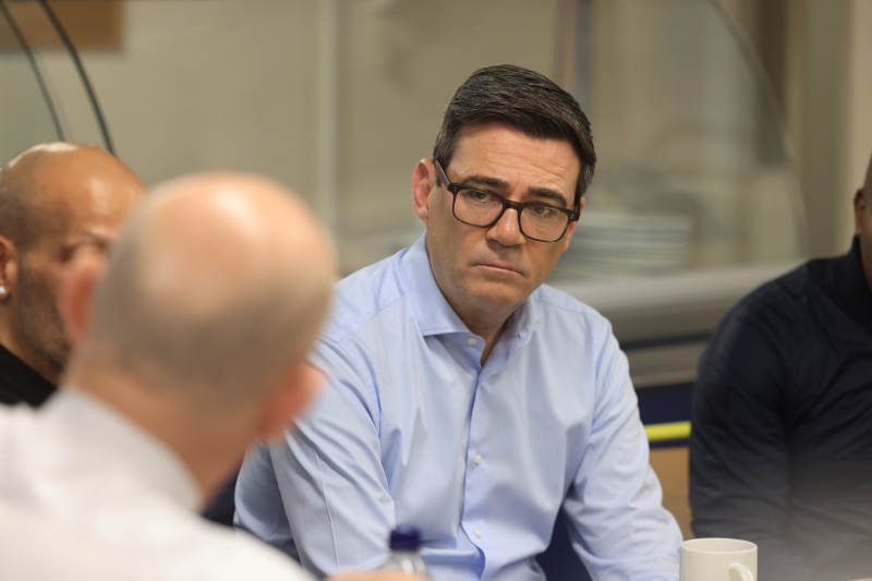 Andy Burnham újranyitná a brit–uniós szabad mozgás kérdését