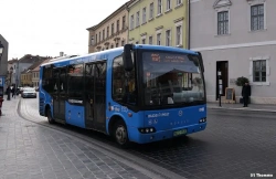 Új útvonalon közlekednek a buszok a Bosnyák térnél