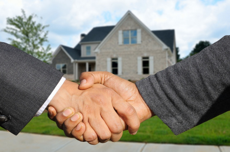  Beomlóban az ingatlanpiac – Milliókat is engedhetnek az eladók az irányárból
