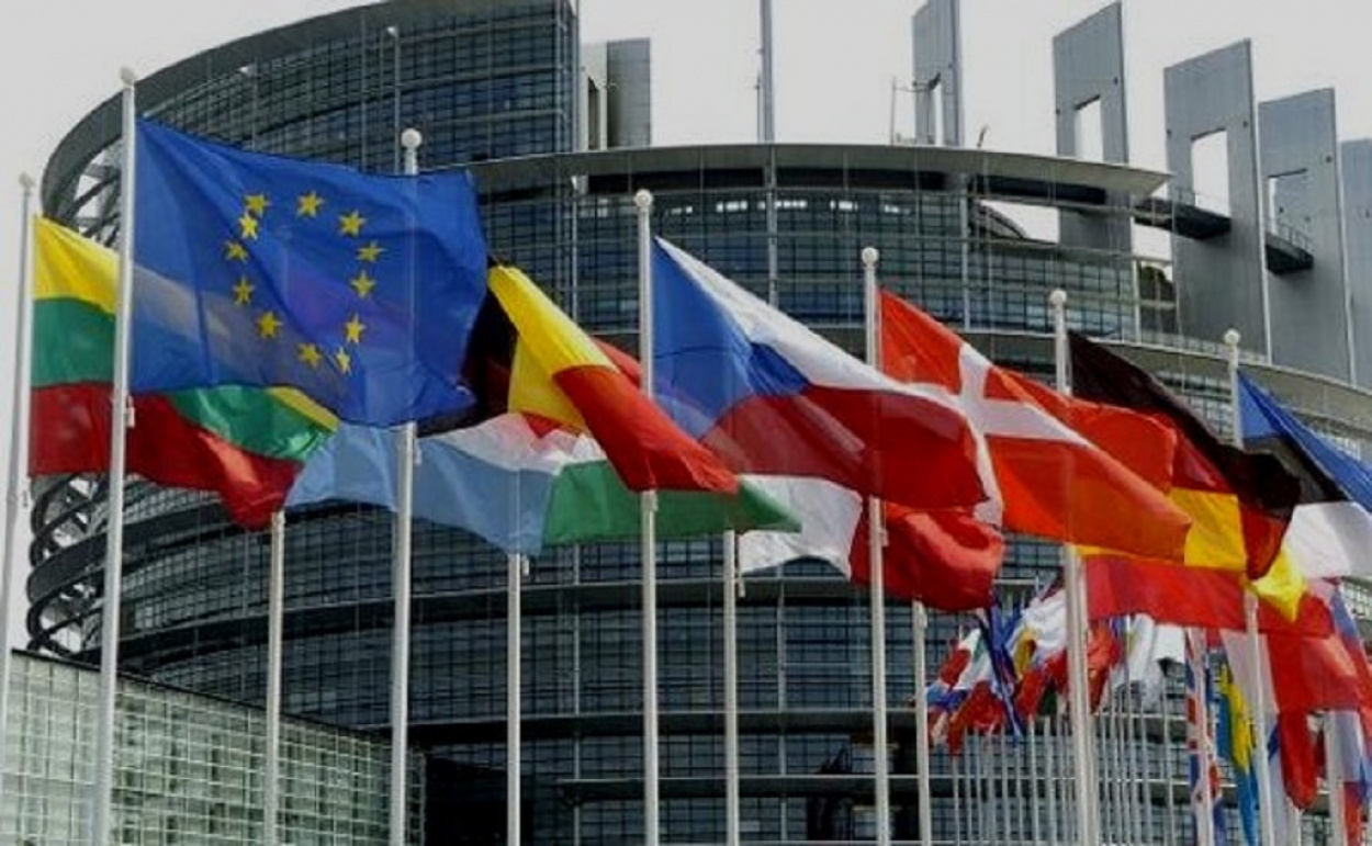 Uniós forrásmegvonás: Az Európai Bizottság 7,5 milliárd euró felfüggesztését javasolja