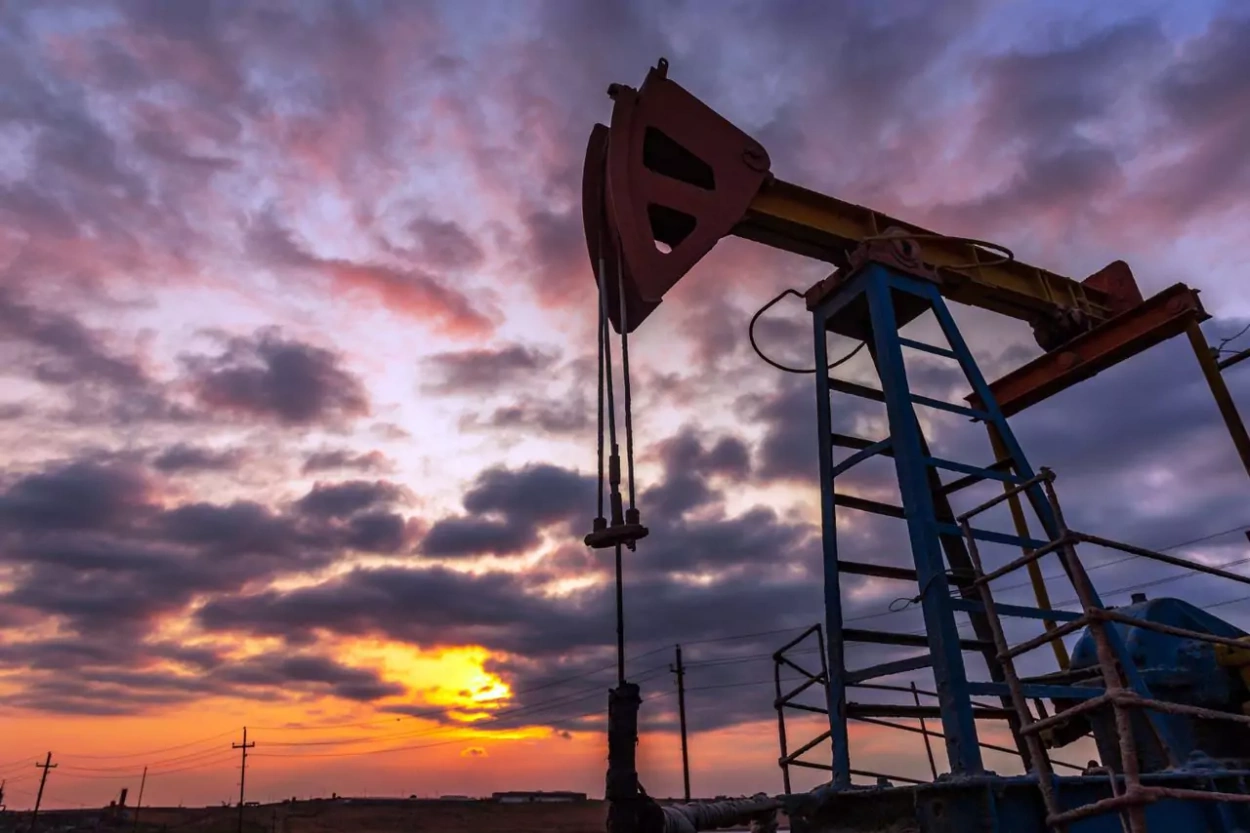 Szaúd-Arábia olajár-csökkentése nyomta le a kőolajat