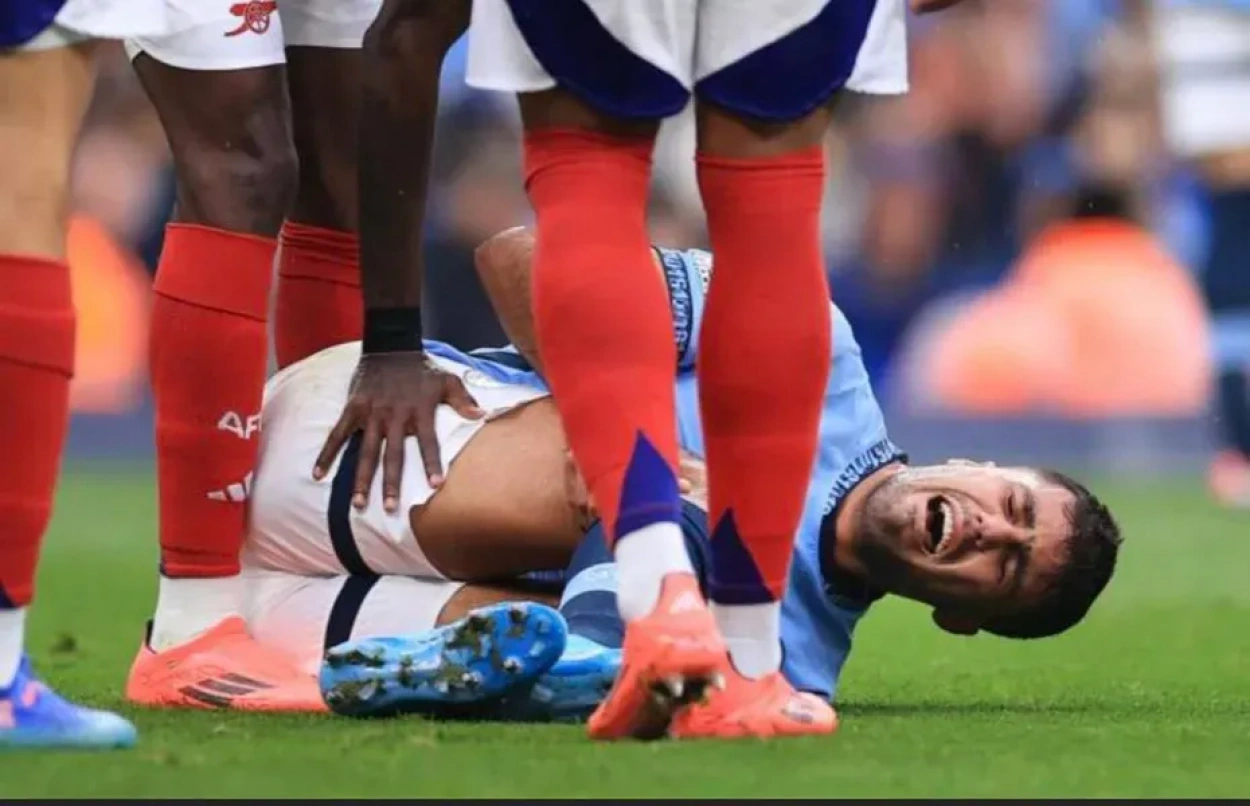 Rodrigo Hernández hosszú időre kiesett a Manchester Cityből