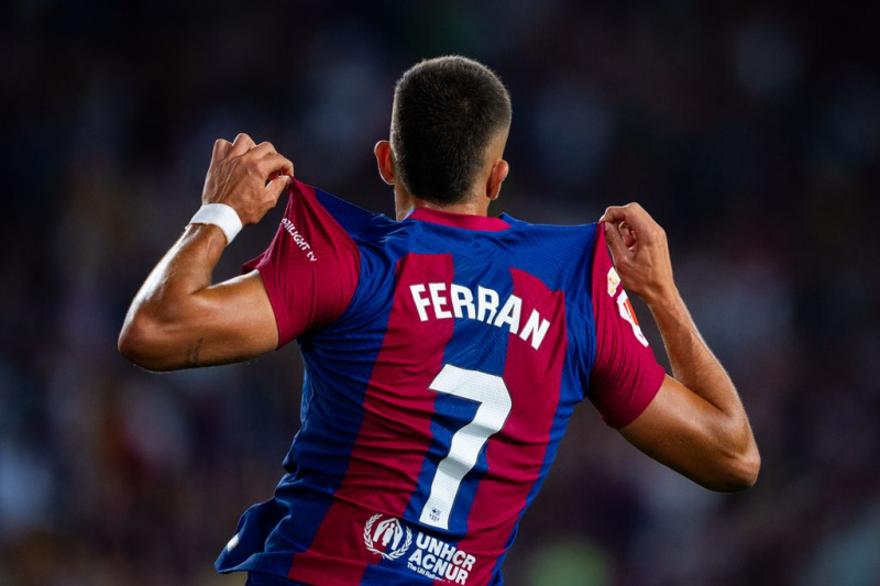 Barcelona–Cádiz: az eltiltott edzője nélkül nyert a Barca