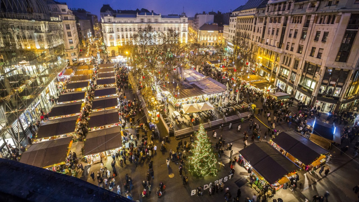 Megnyílt a Budapesti Adventi és Karácsonyi vásár