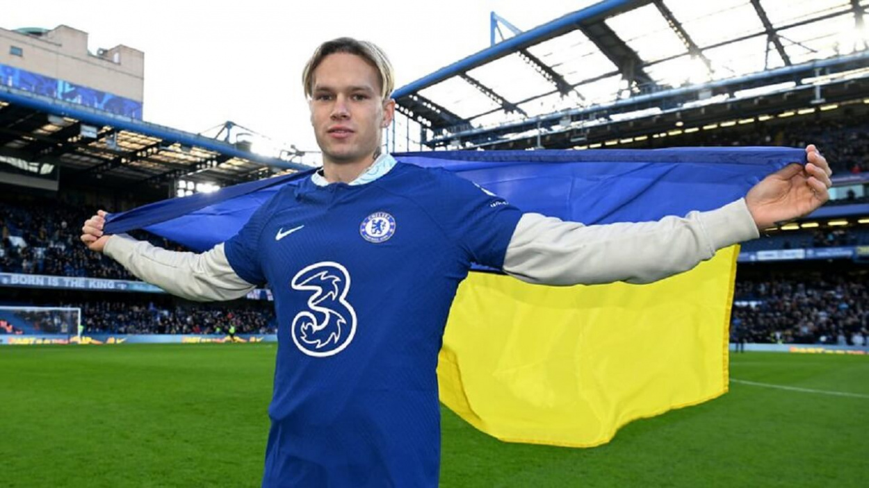 25 millió dollárt kapnak Mariupol védői a Chelsea-hez igazoló Mudrik 100 milliós átigazolási díjából