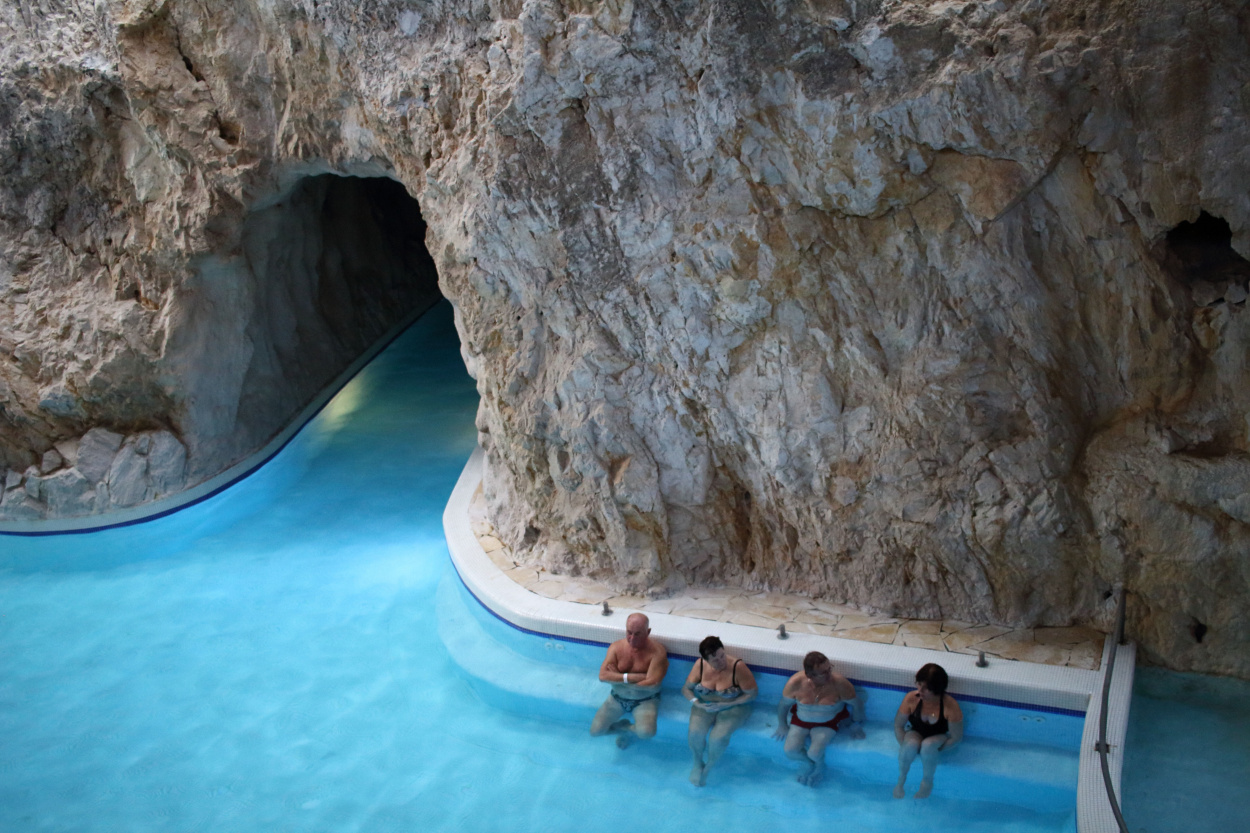 Hamarosan újjáéled a miskolctapolcai barlangfürdő