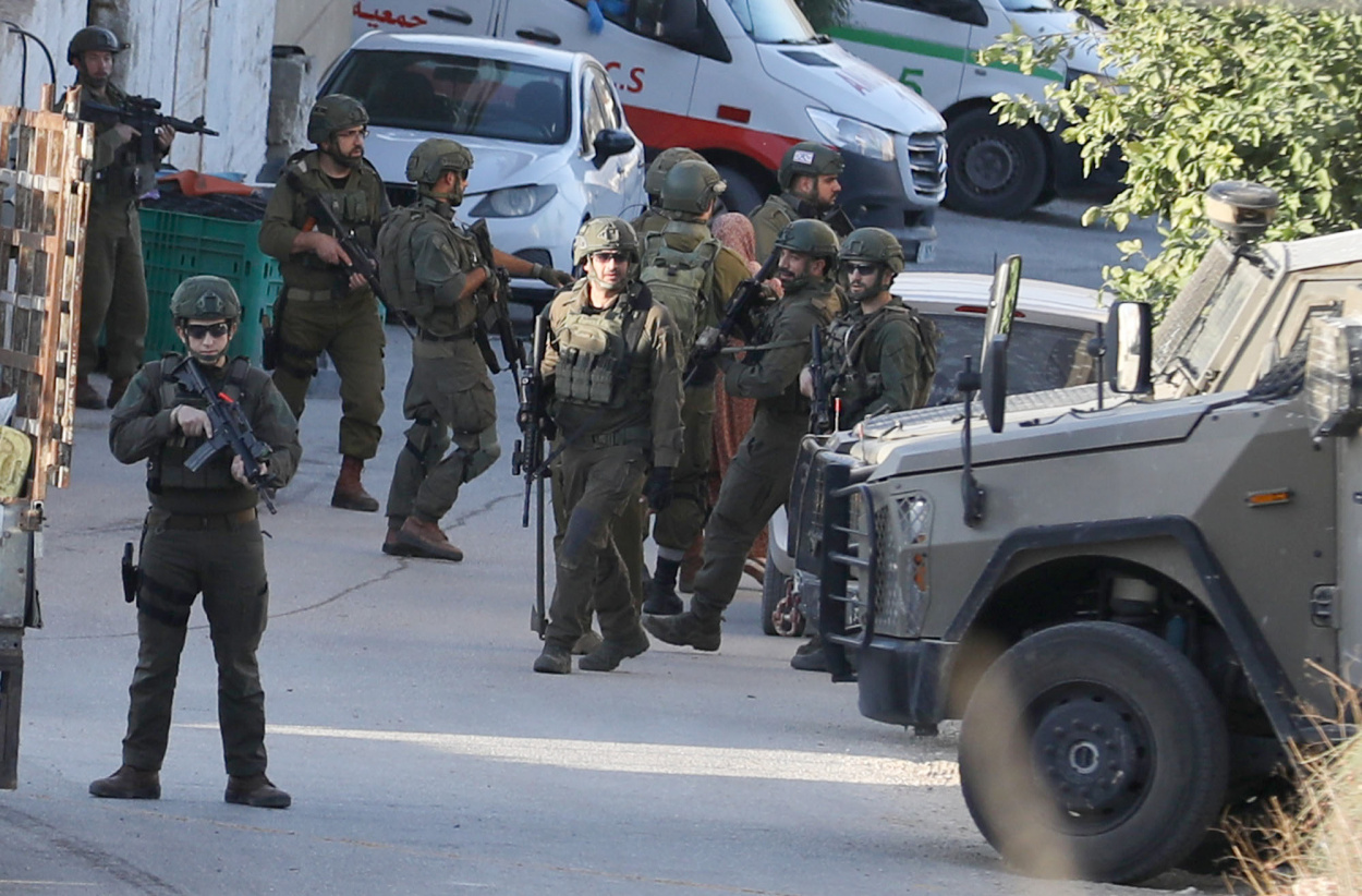 Átfogó izraeli hadművelet indult Ciszjordánia északi részén