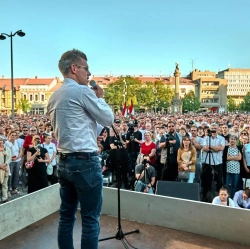Magyar Péter pártja a legtámogatottabb az ellenzéki pártok között