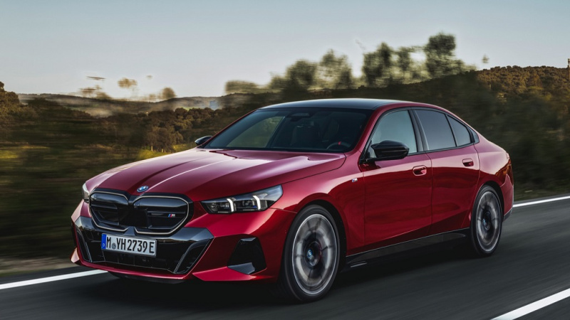 Akarsz egy csúcs BMW 5-öst? Októbertől akár 40 millióért a tiéd lehet