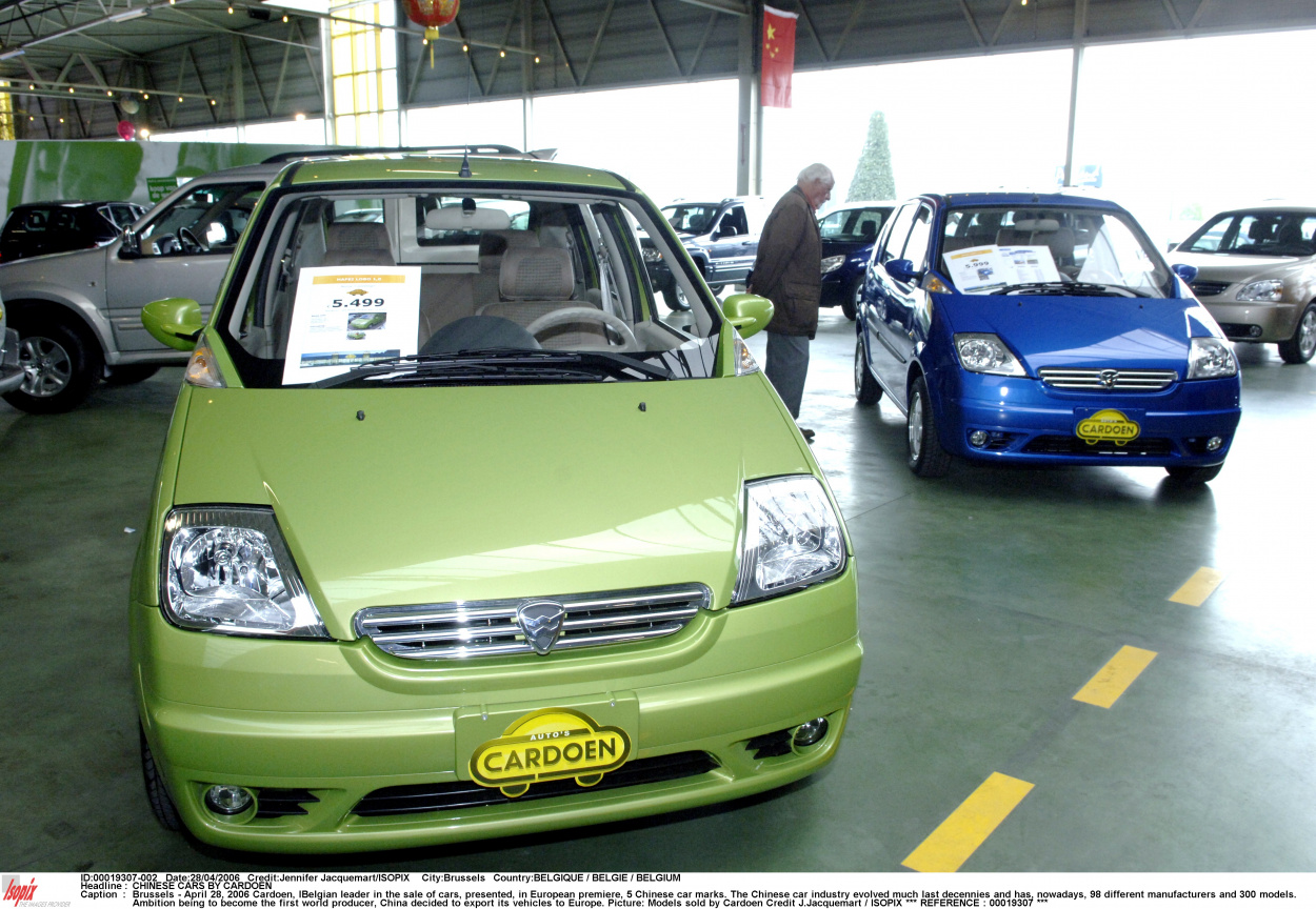 Ford-vezér: "teljes összeomlás fenyegeti az európai autóipart"