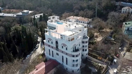  116 millióért kelt el az ukrán First Lady nyaralója a Krímben