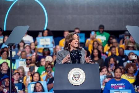  Kamala Harris lefasisztázta Donald Trumpot