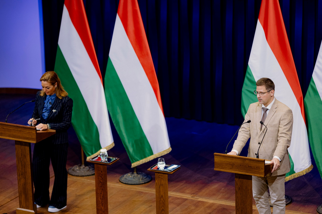 Gulyás Gergely vágyvezéreltnek tartja a Medián Tisza-előnyt mutató kutatását